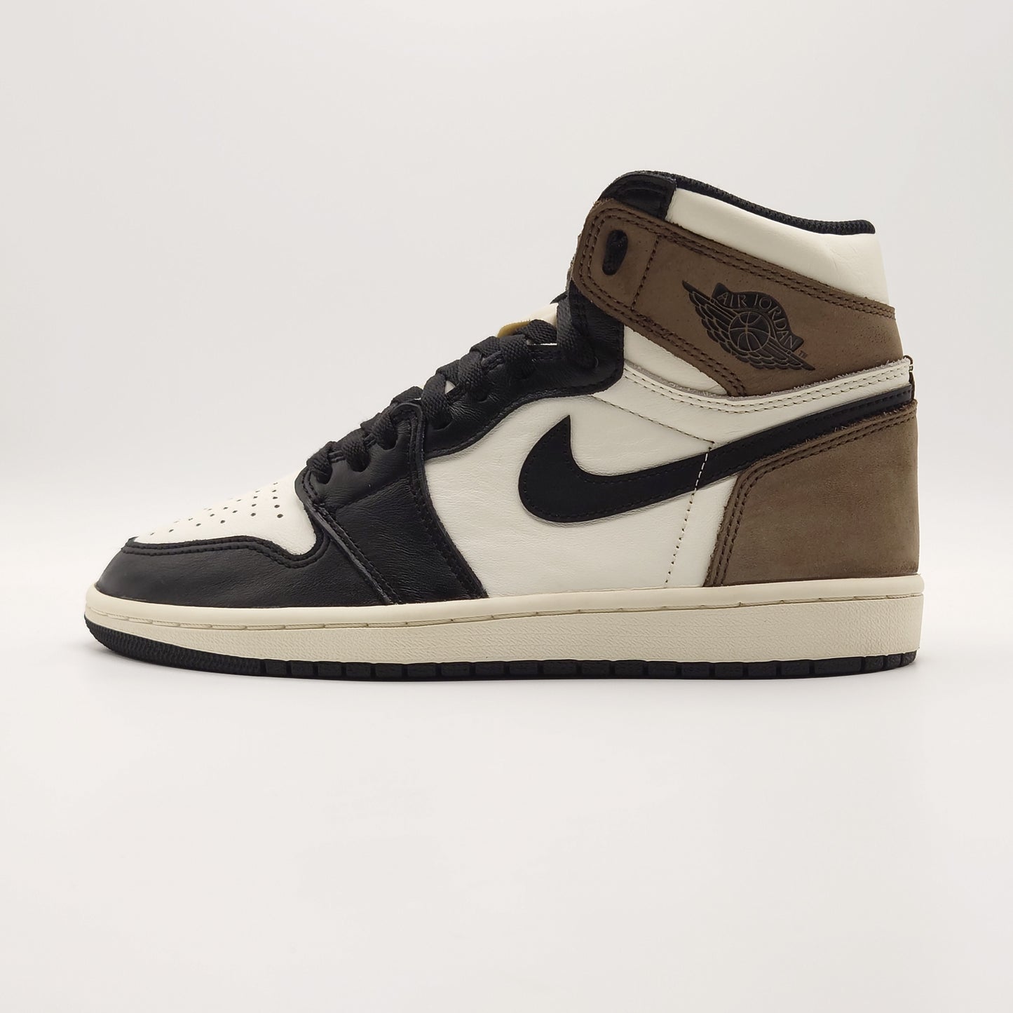 Nike Jordan 1 Retro High - Dark Mocha