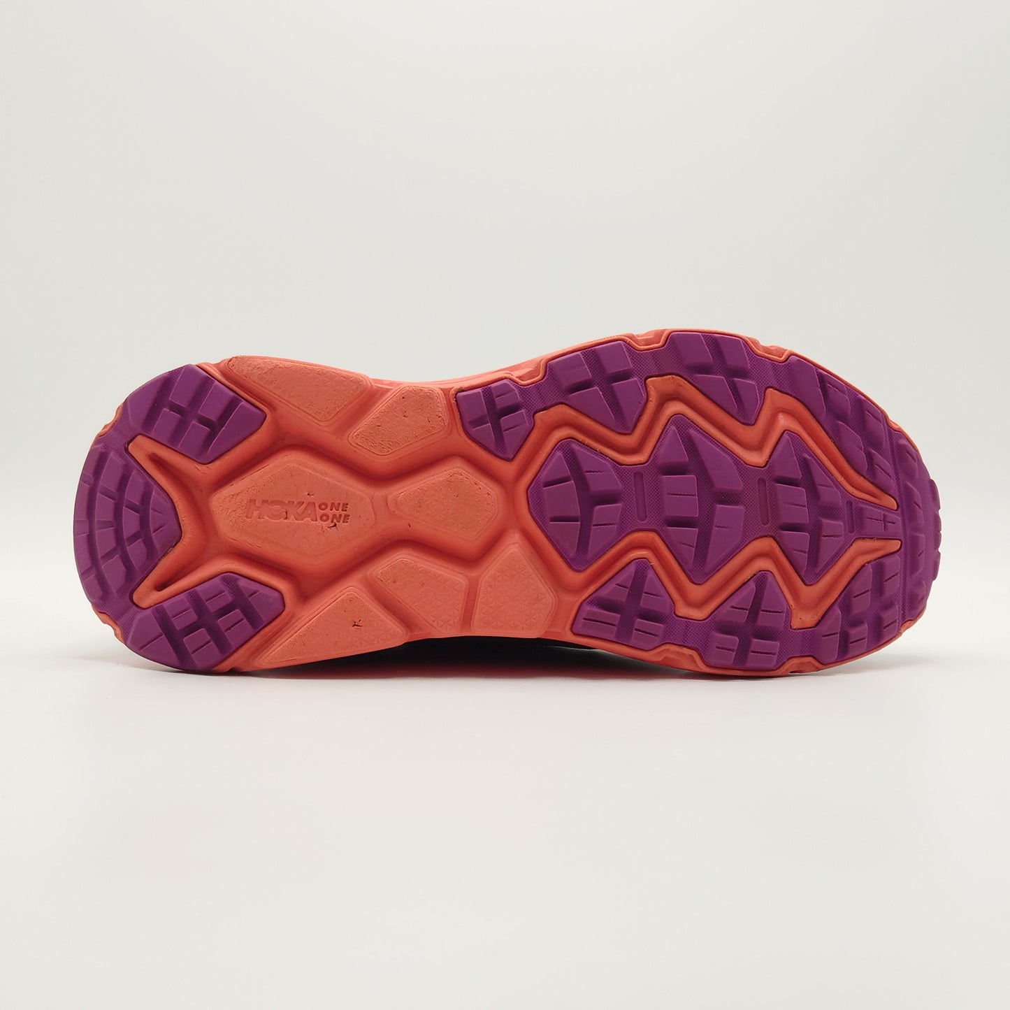 HOKA Challenger ATR 6