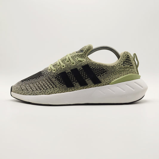 adidas Swift Run 22