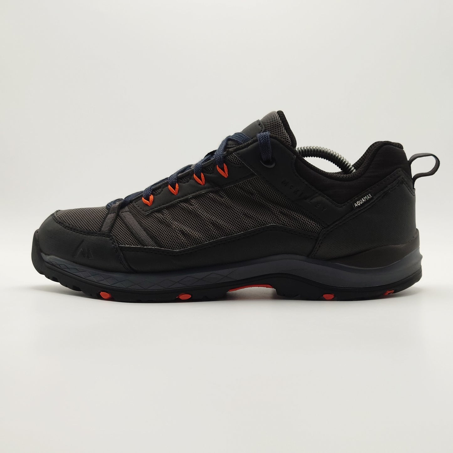 McKinley Kona V AQX Hiking