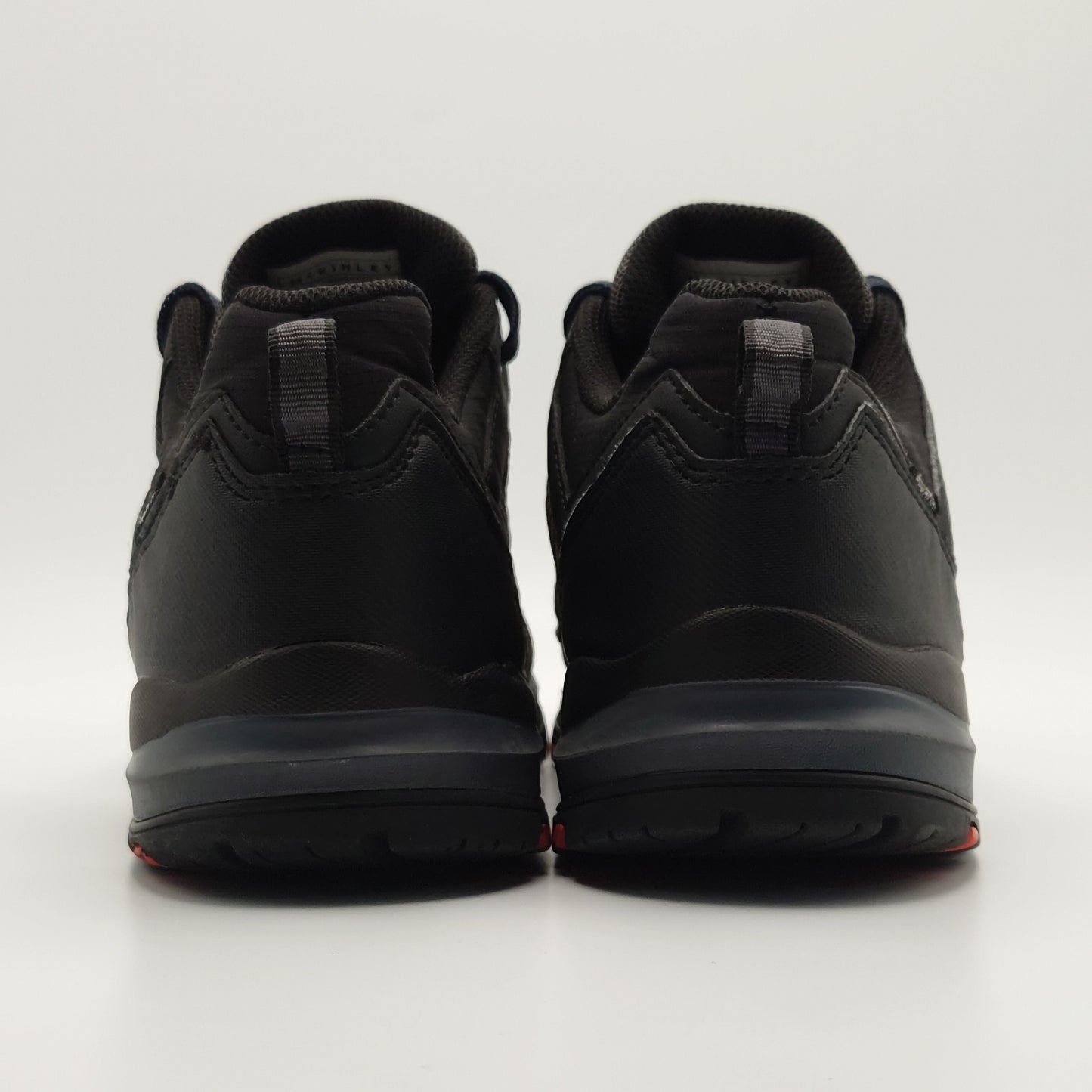 McKinley Kona V AQX Hiking