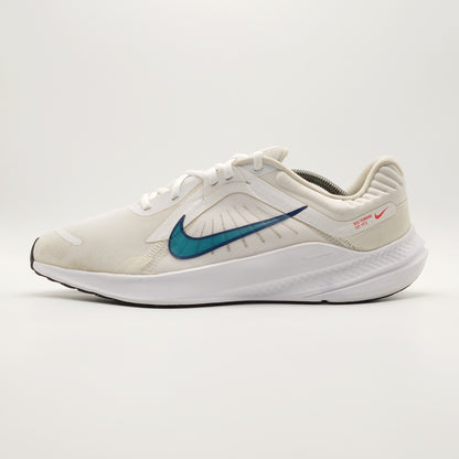 Nike Quest 5