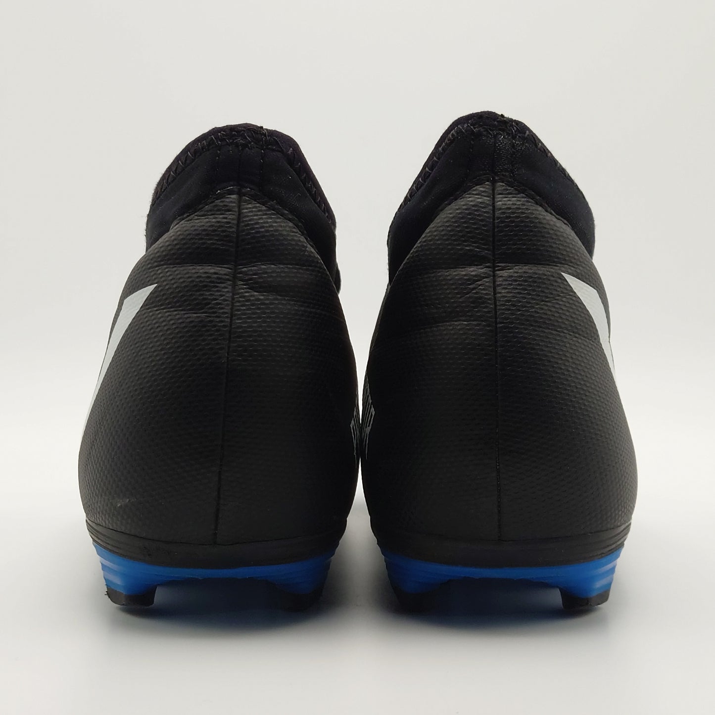 Predator Edge.4 Flexible Ground Soccer Cleats