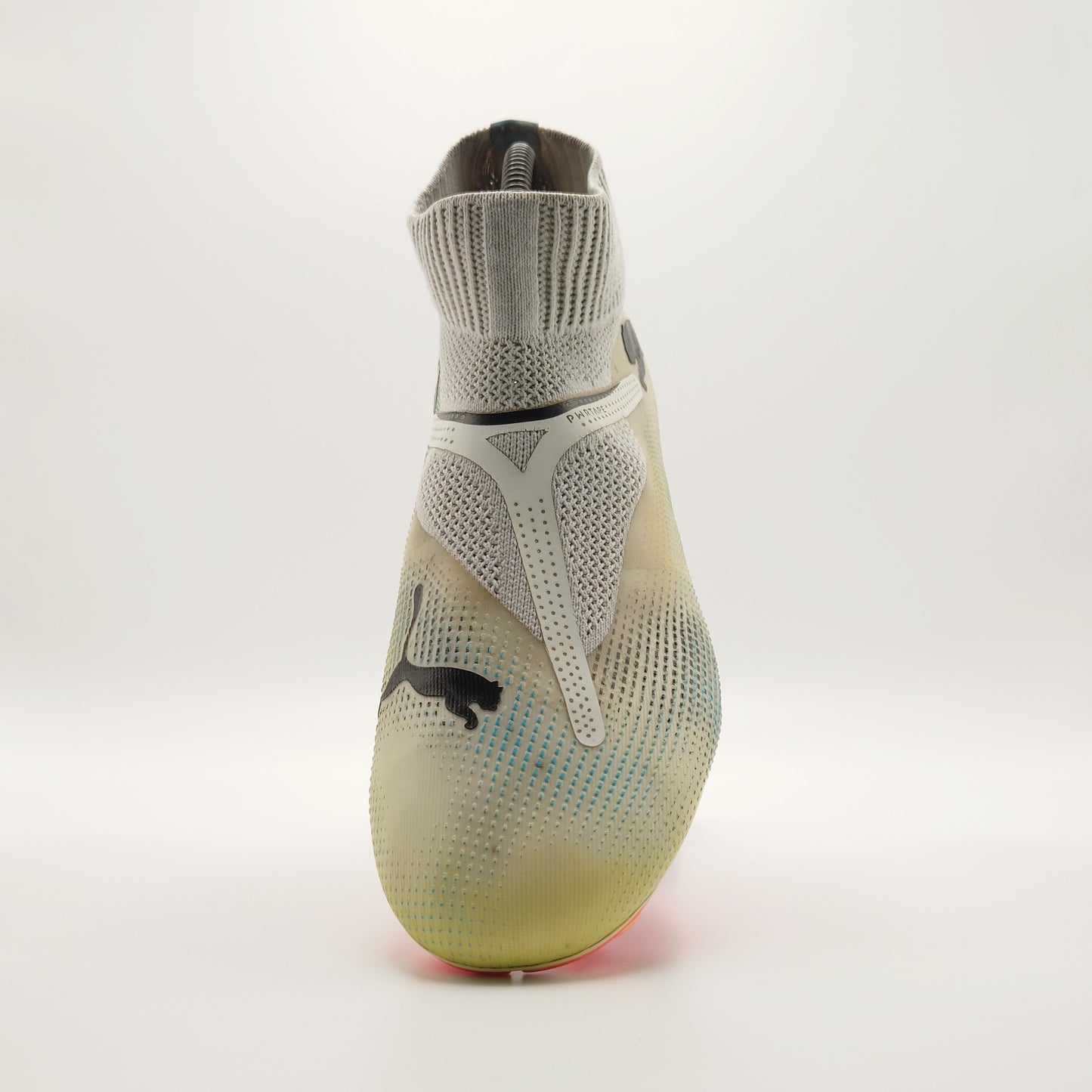 PUMA FUTURE 7 MATCH+ LaceLess FG/AG