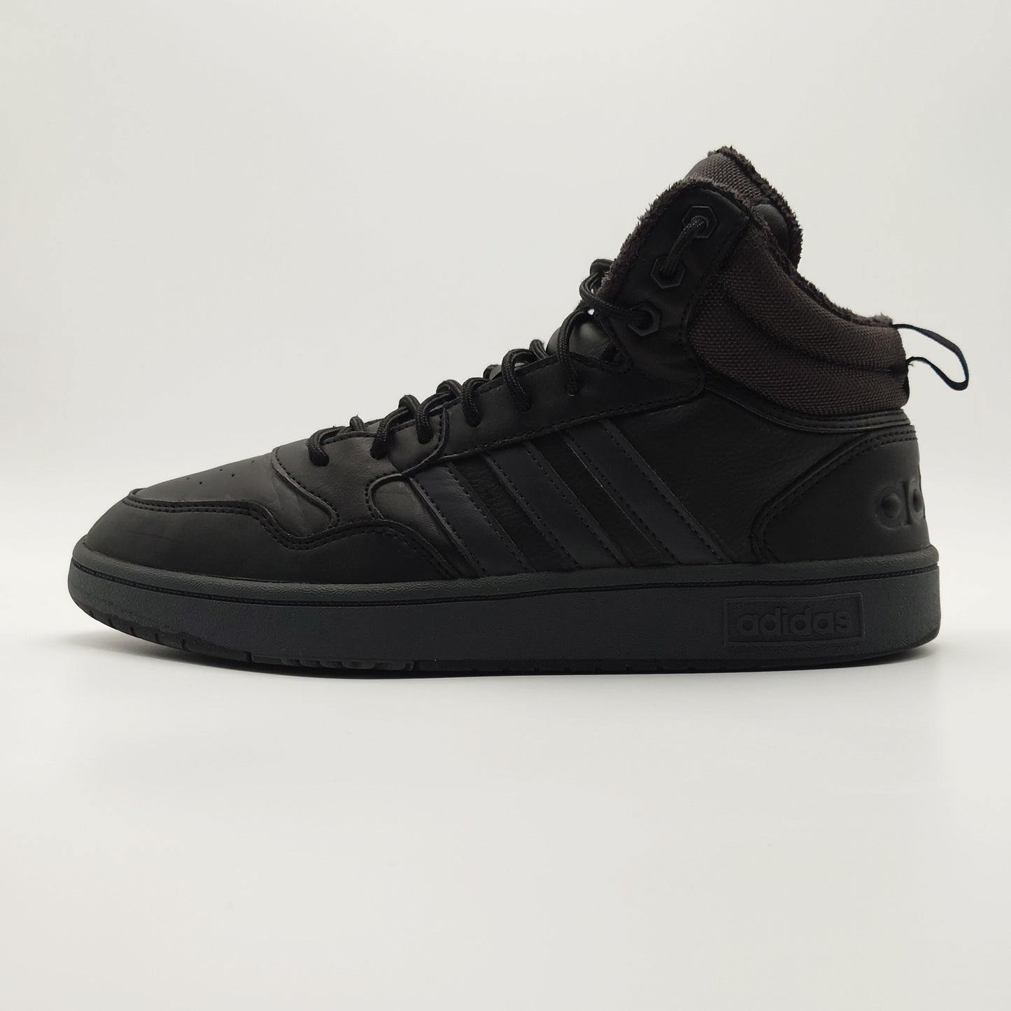 adidas HOOPS 3.0 MID Winter