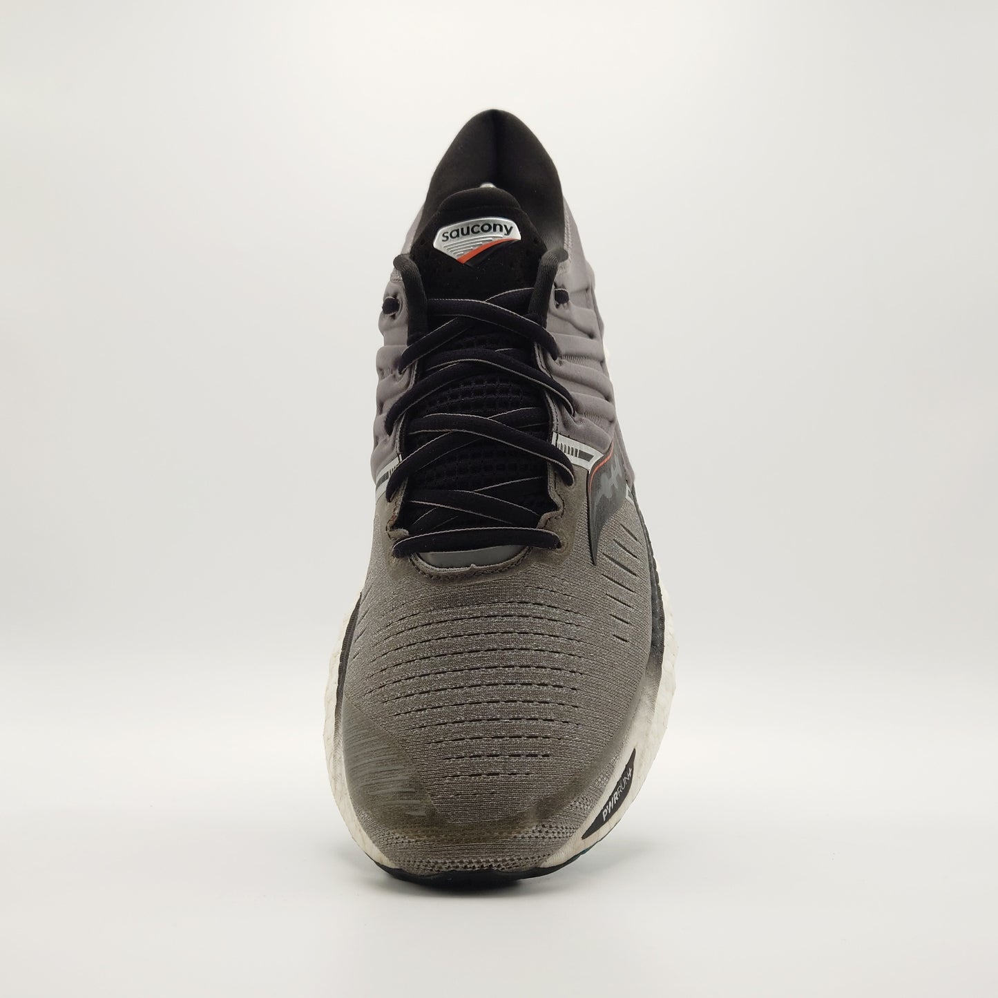 Saucony Hurricane 22