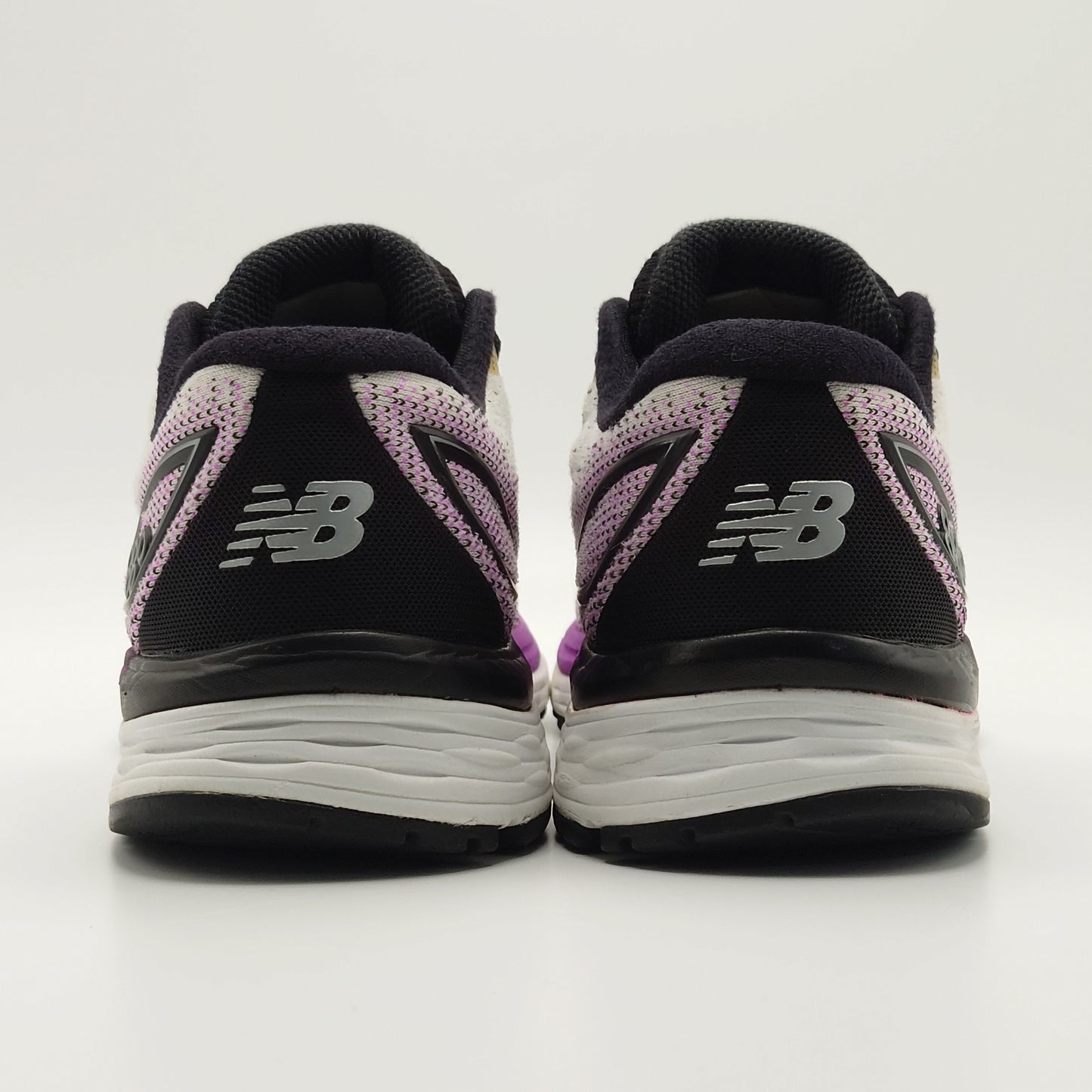 New Balance 880 V9