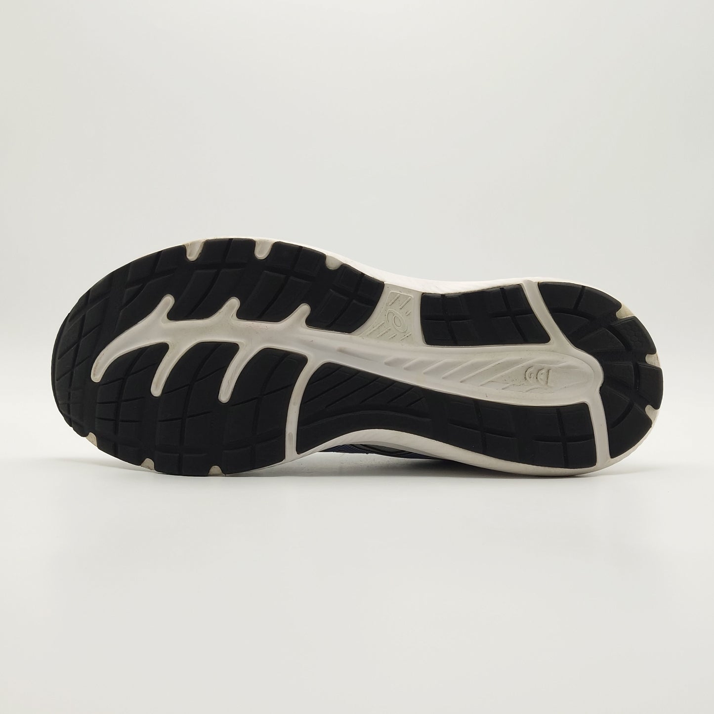 ASICS Gel-Contend 8