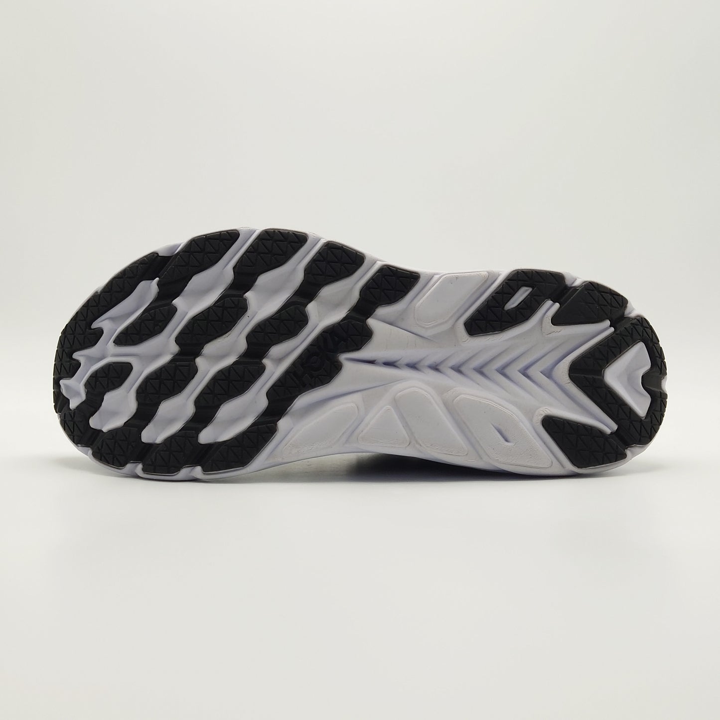 Hoka One One Clifton 8