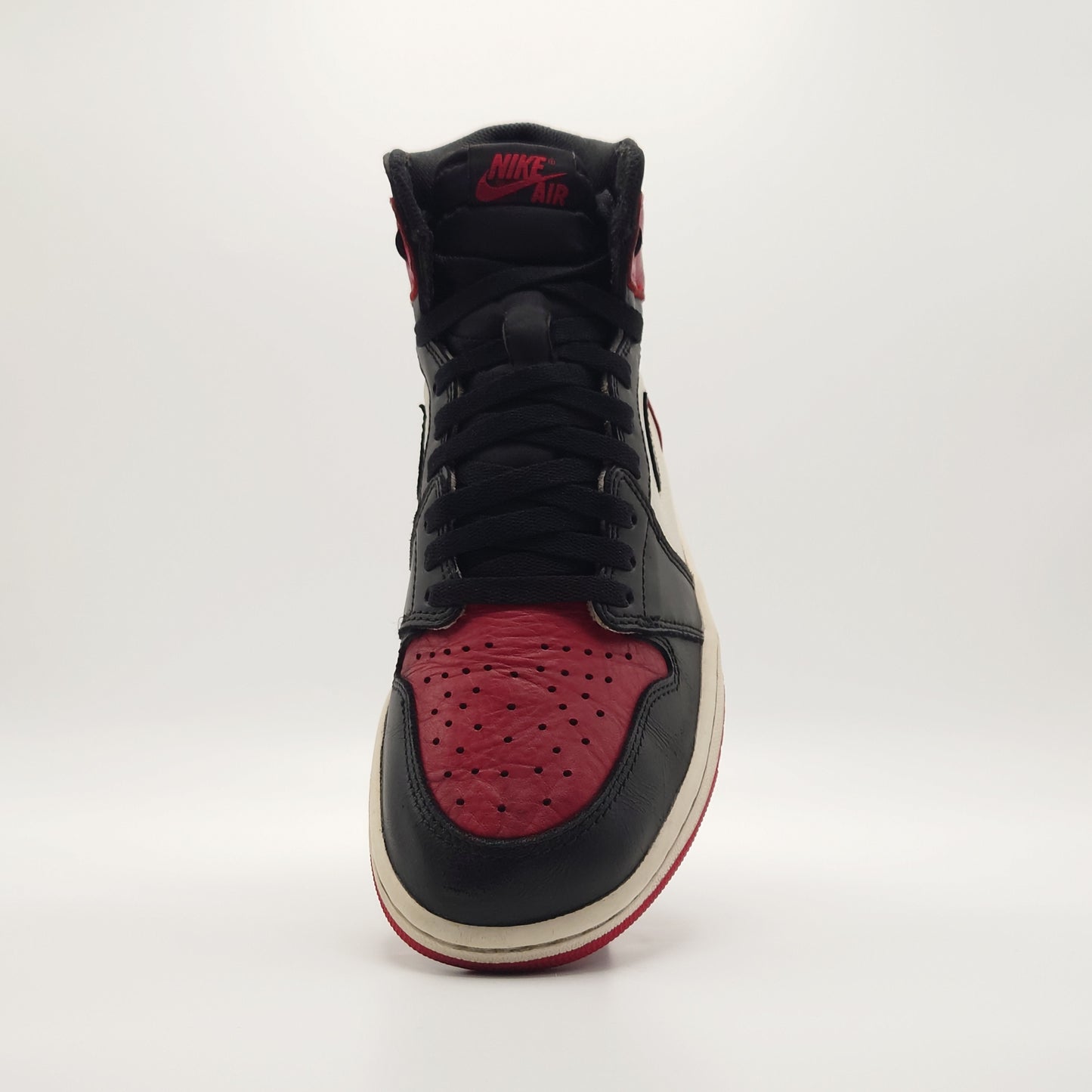Nike Jordan 1 Retro High Bred Toe