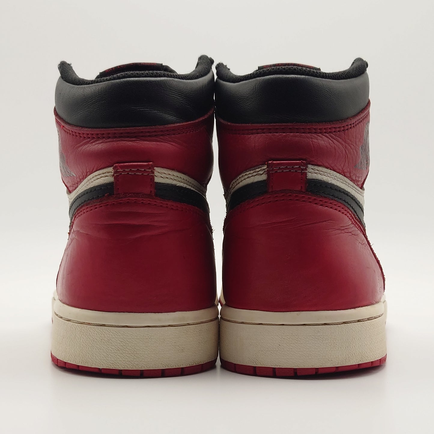 Nike Jordan 1 Retro High Bred Toe