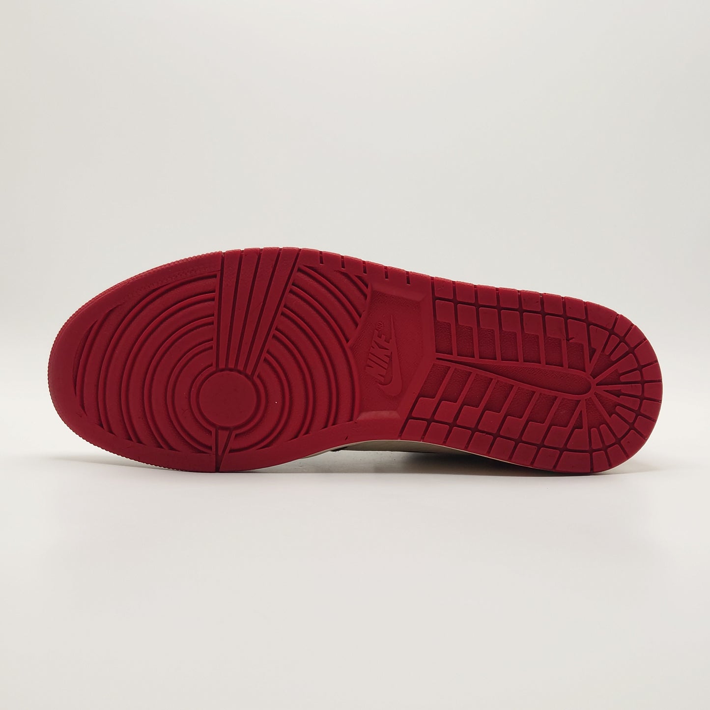 Nike Jordan 1 Retro High Bred Toe