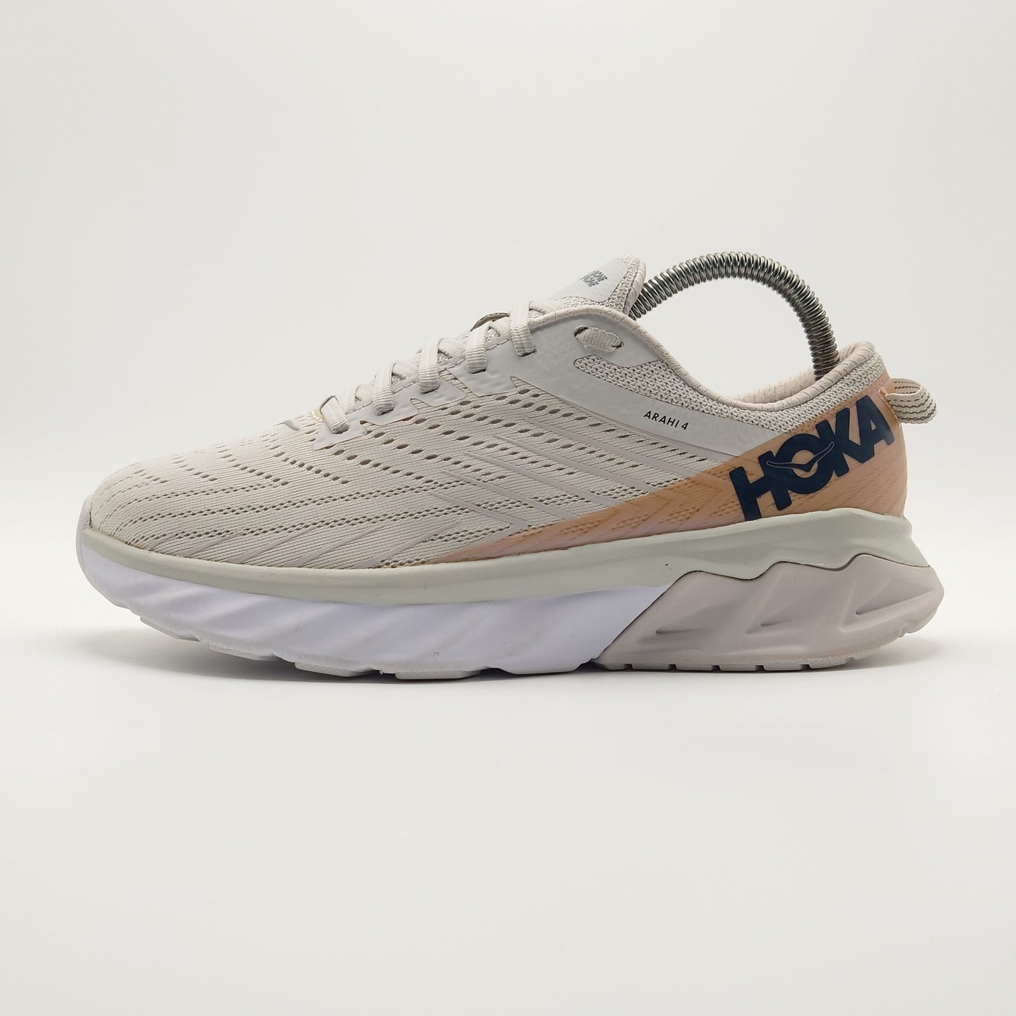 HOKA One One Arahi 4