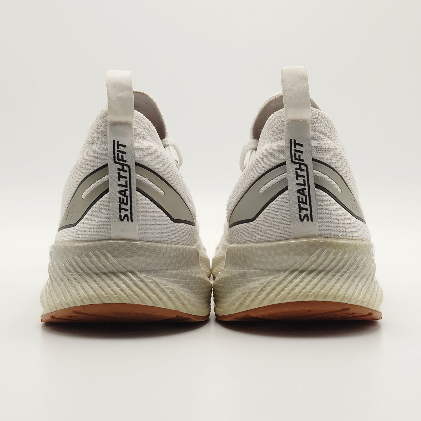 Brooks Levitate StealthFit 6