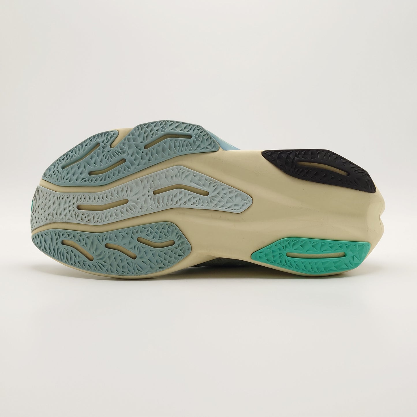 New Balance FuelCell Rebel v4