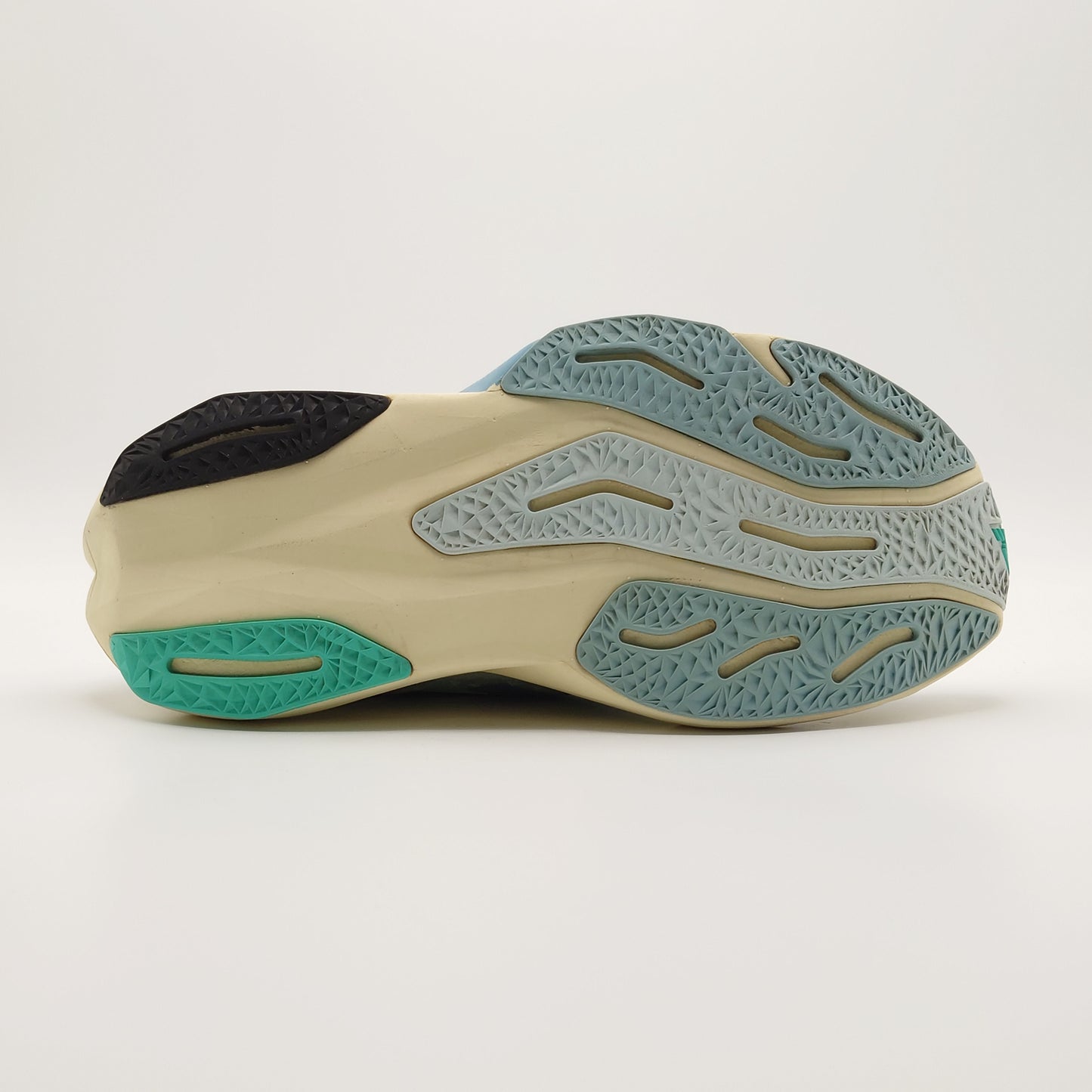 New Balance FuelCell Rebel v4