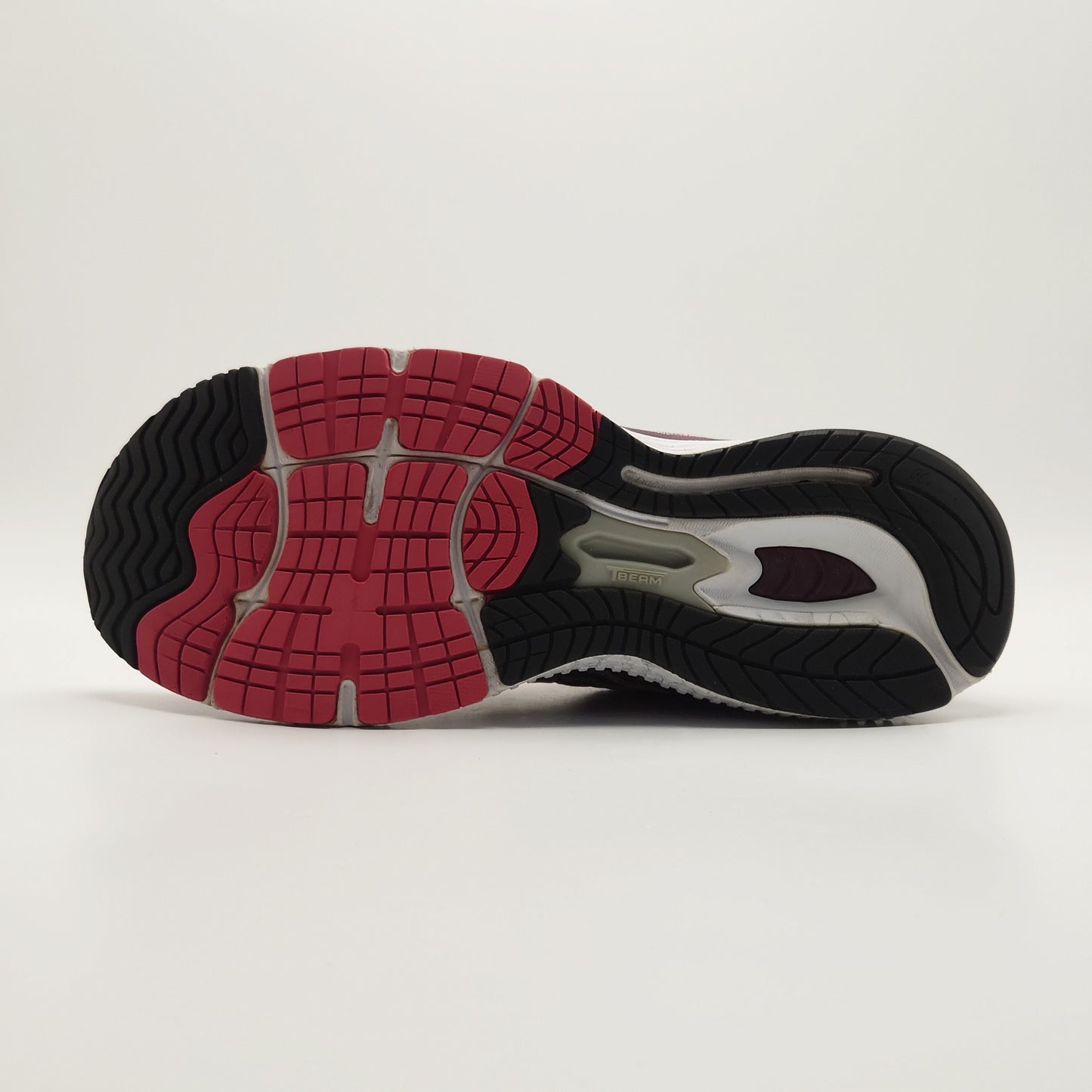 New Balance 860 v9
