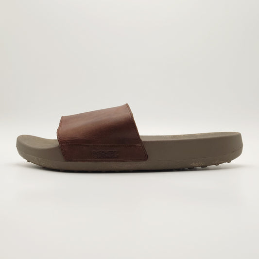 Skechers 19th Hole- Bunker Shot Slide