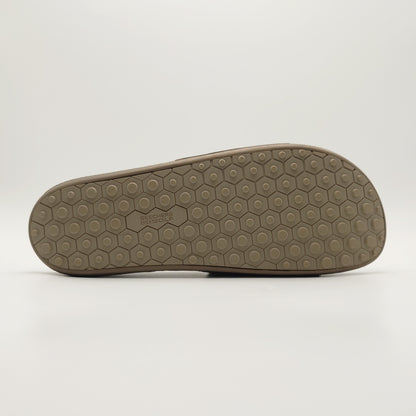 Skechers 19th Hole- Bunker Shot Slide