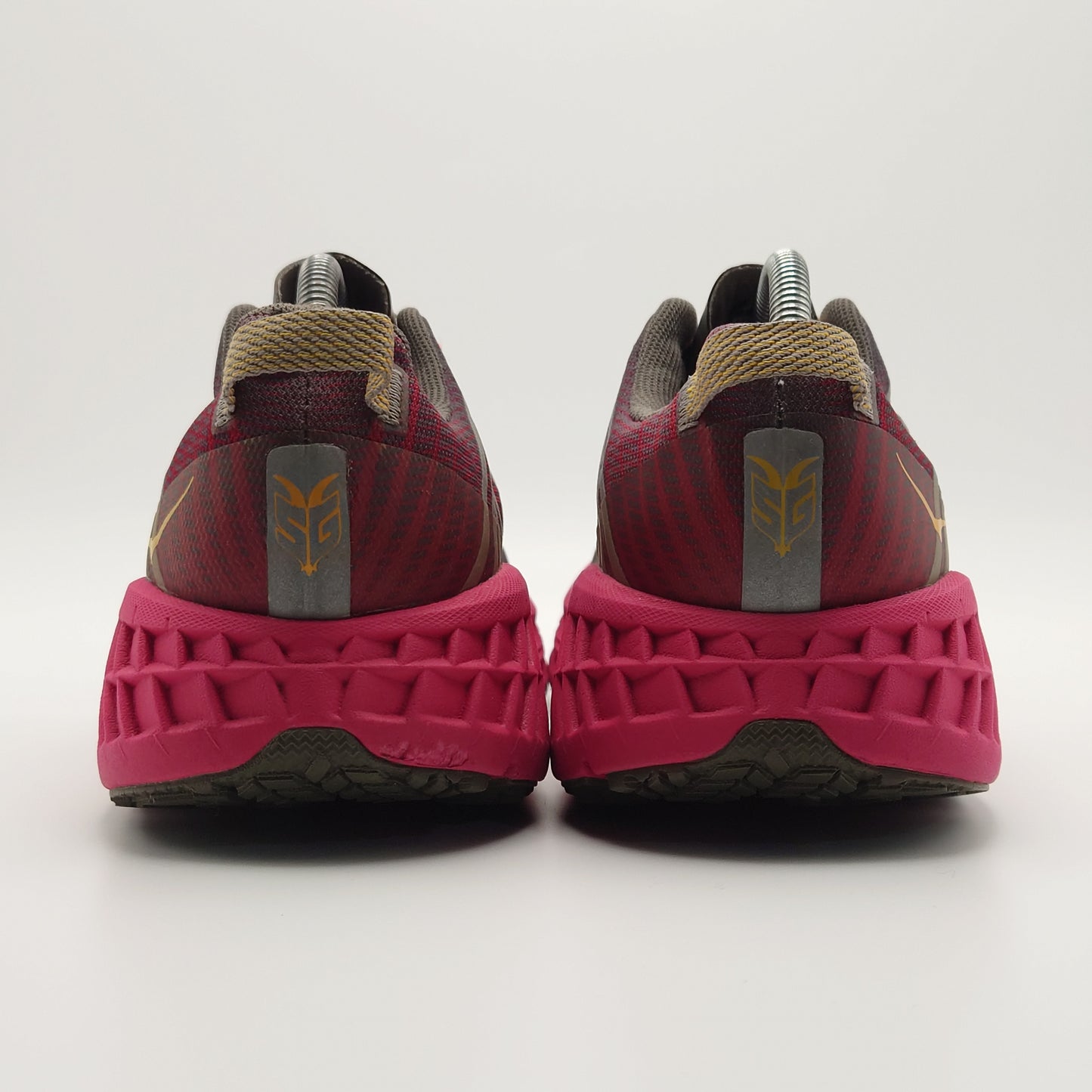 HOKA ONE ONE Speedgoat 4 Low