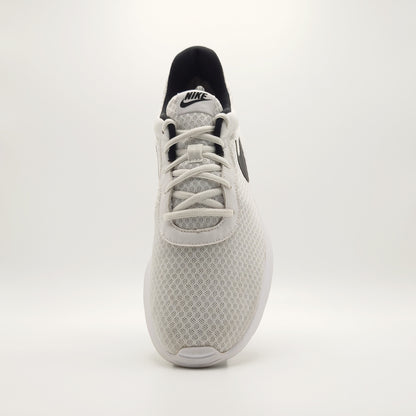 Nike Tanjun