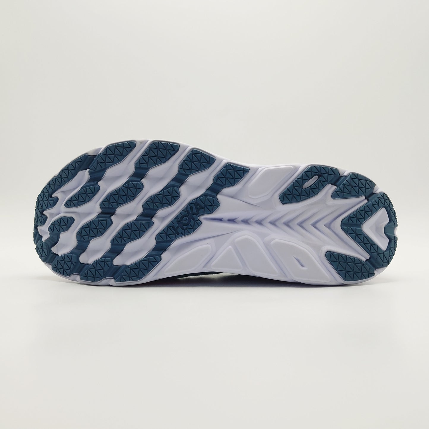 Hoka One One Clifton 8