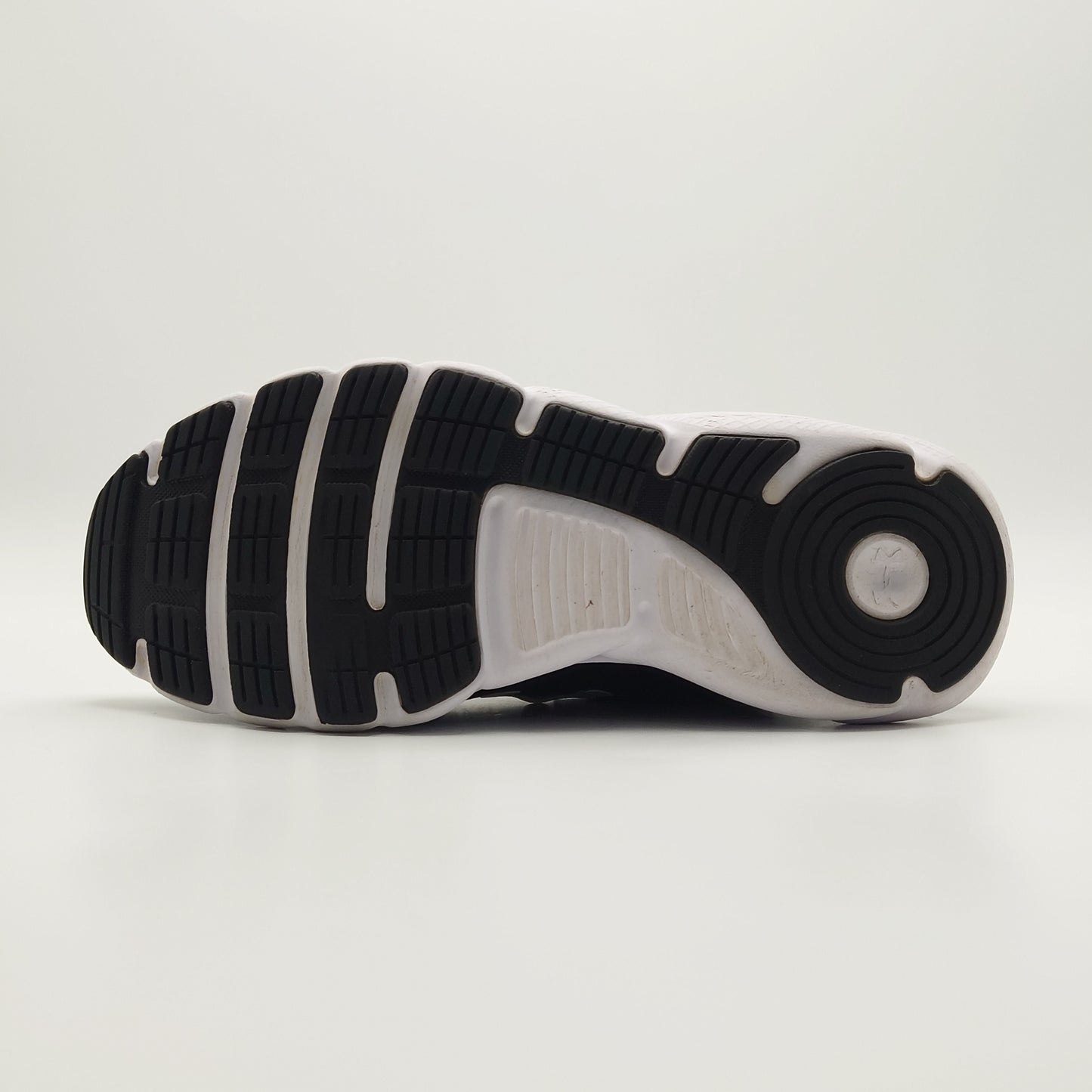 Under Armour Charged Assert 9