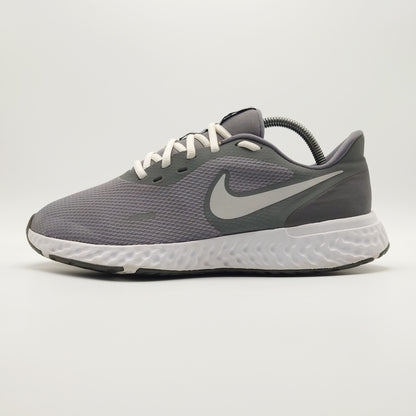Nike Revolution 5 Extra Wide