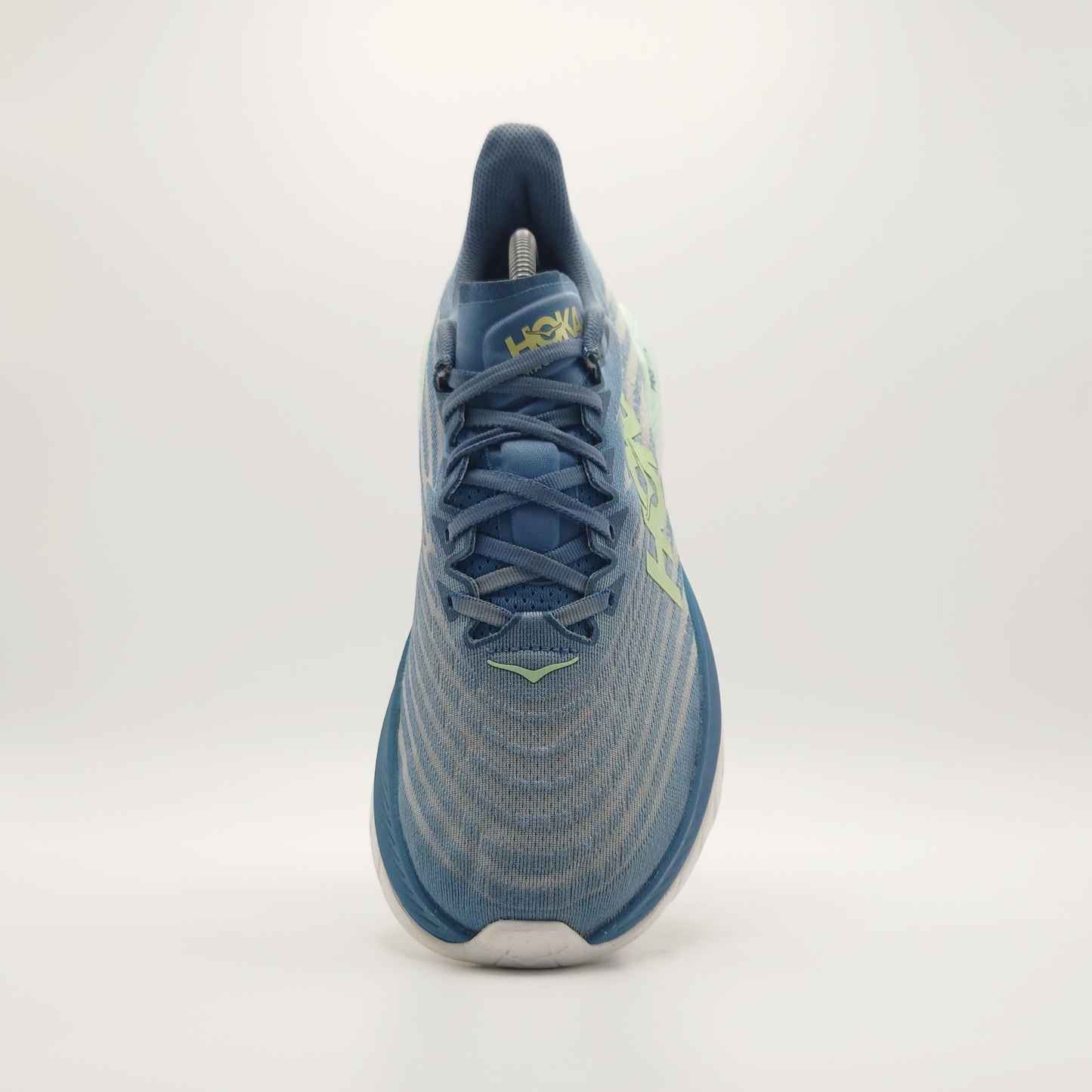 HOKA One One Mach 5