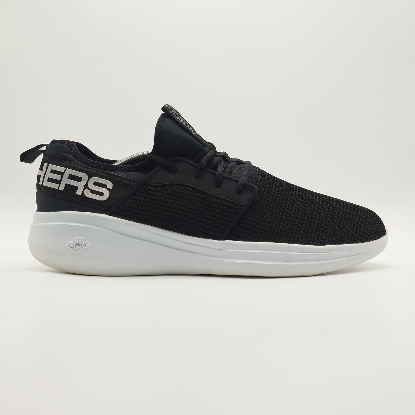 Skechers Go Run Fast Low-Top 55103