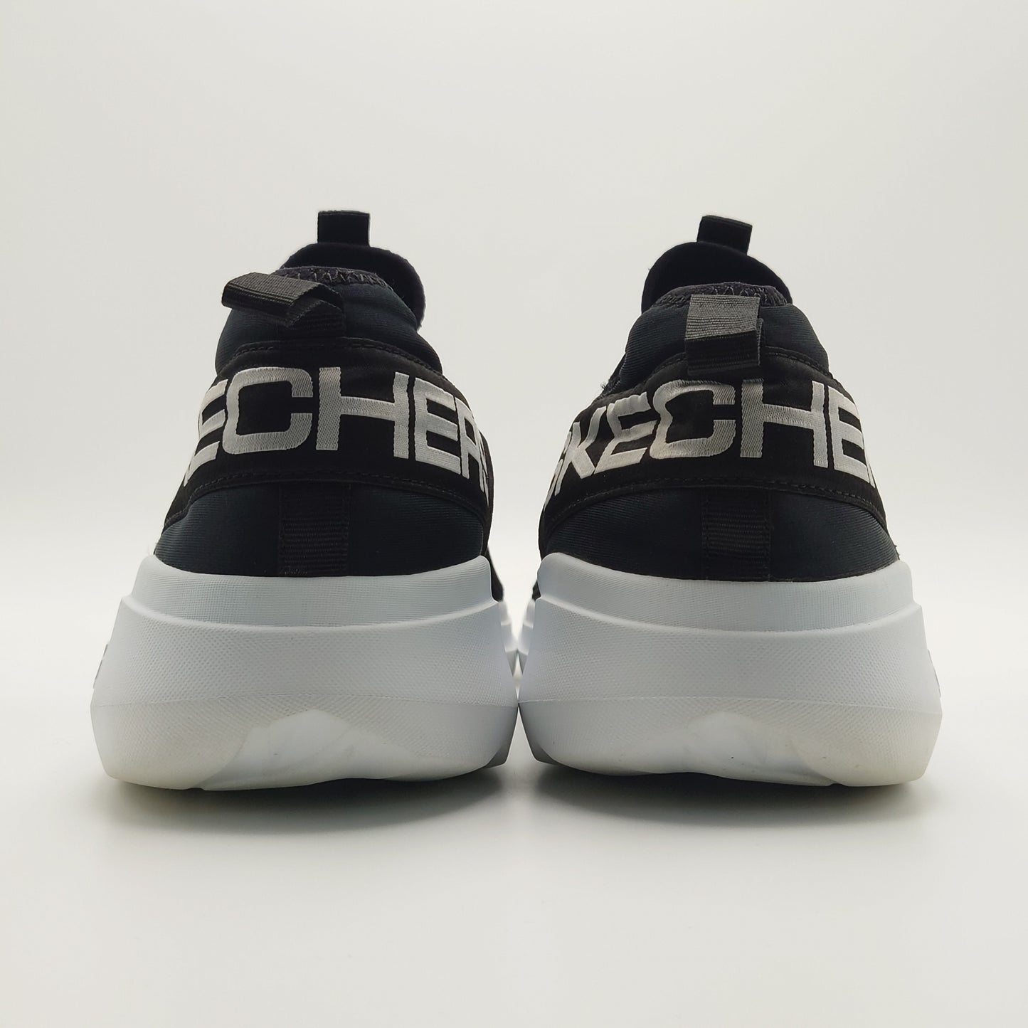 Skechers Go Run Fast Low-Top 55103