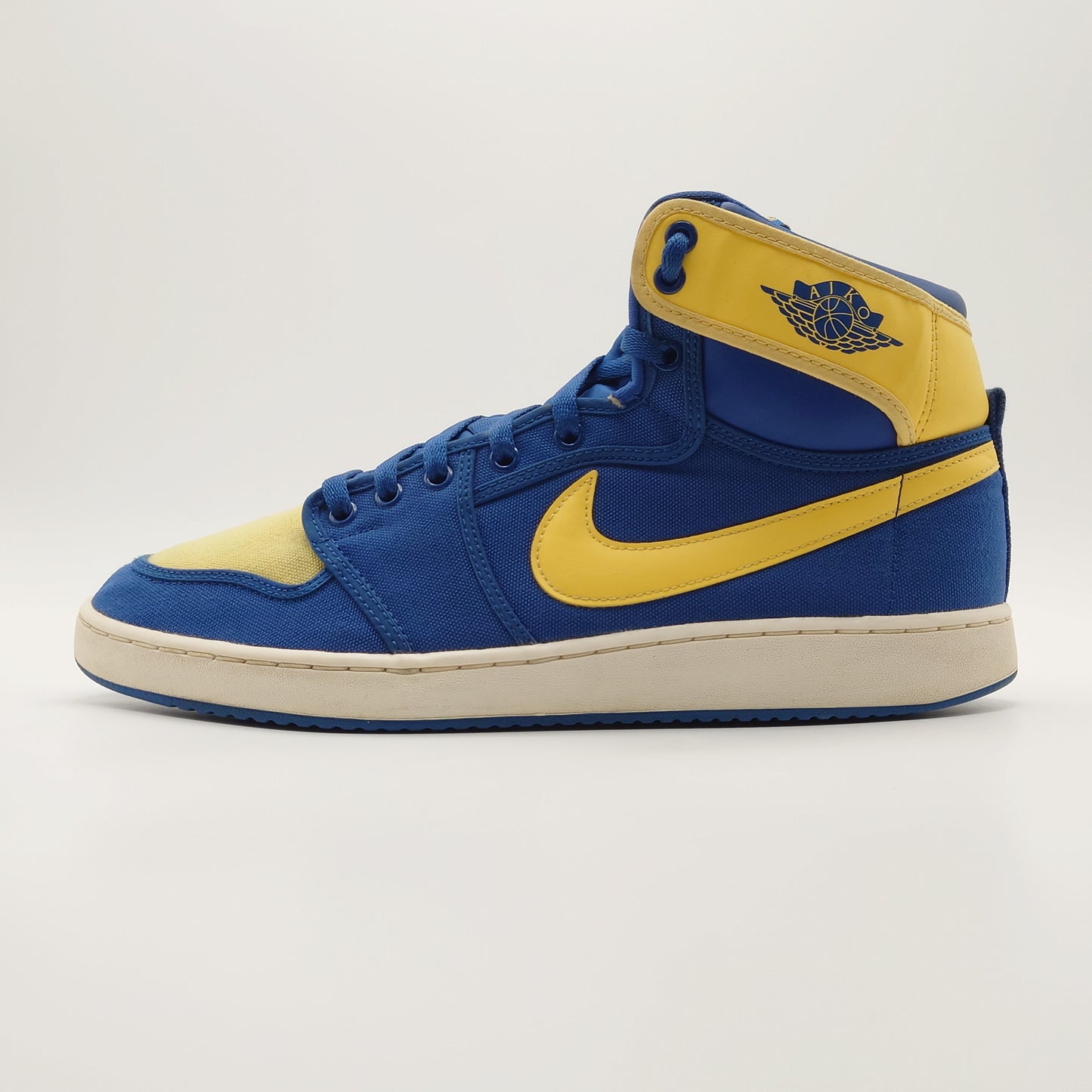 Nike Air Jordan 1 AJKO Retro High 'Laney'