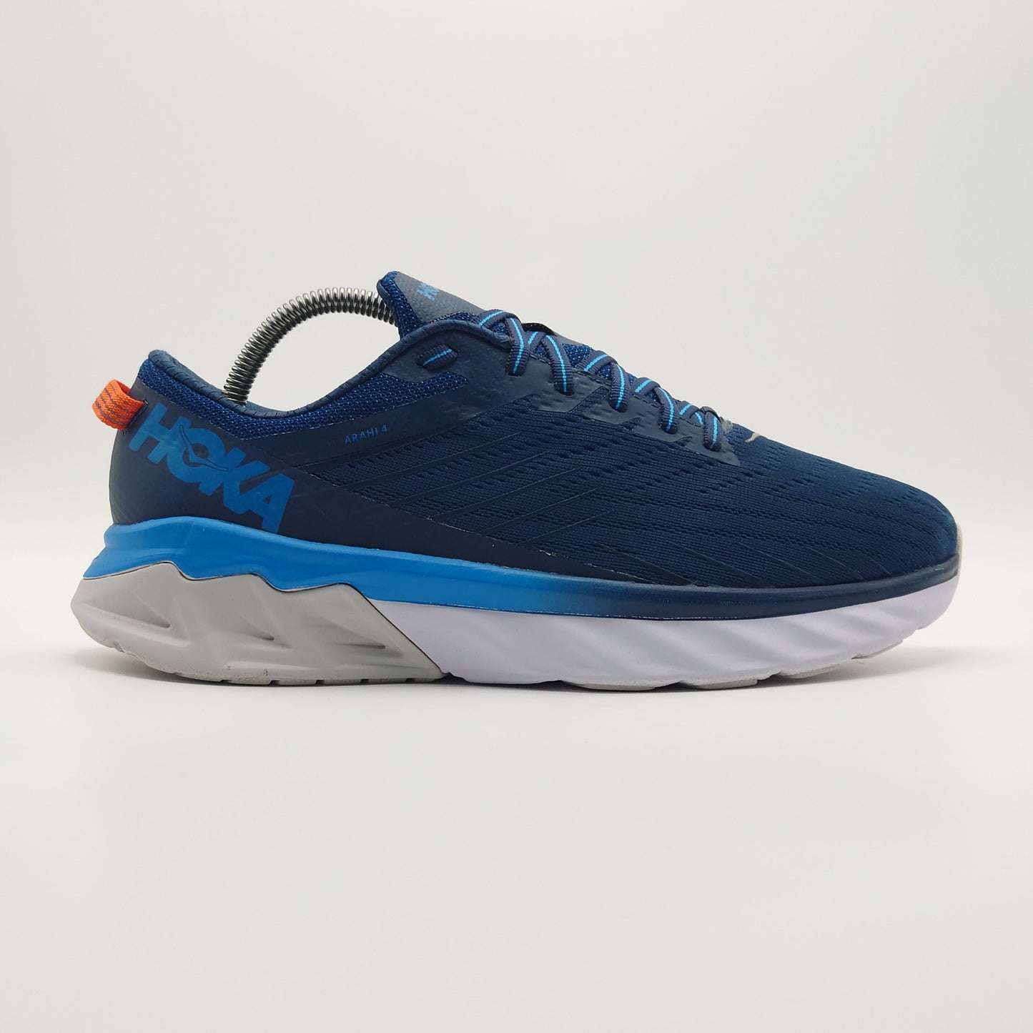 HOKA ONE ONE Arahi 4