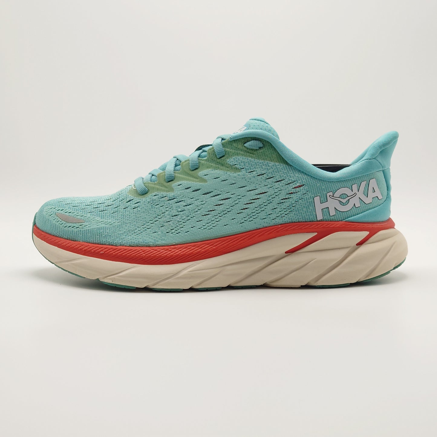 Hoka One One Clifton 8