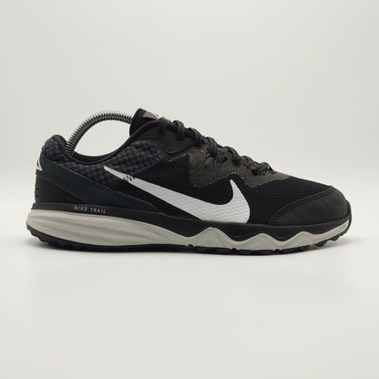 Nike Juniper Trail