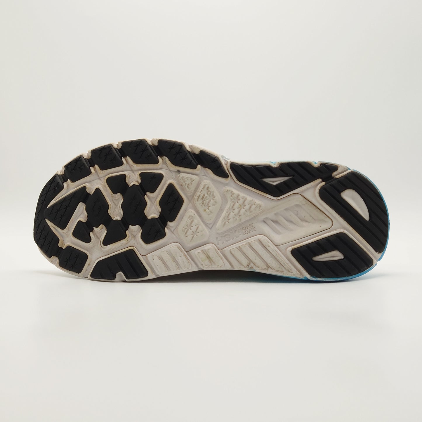 Hoka One One Arahi 7