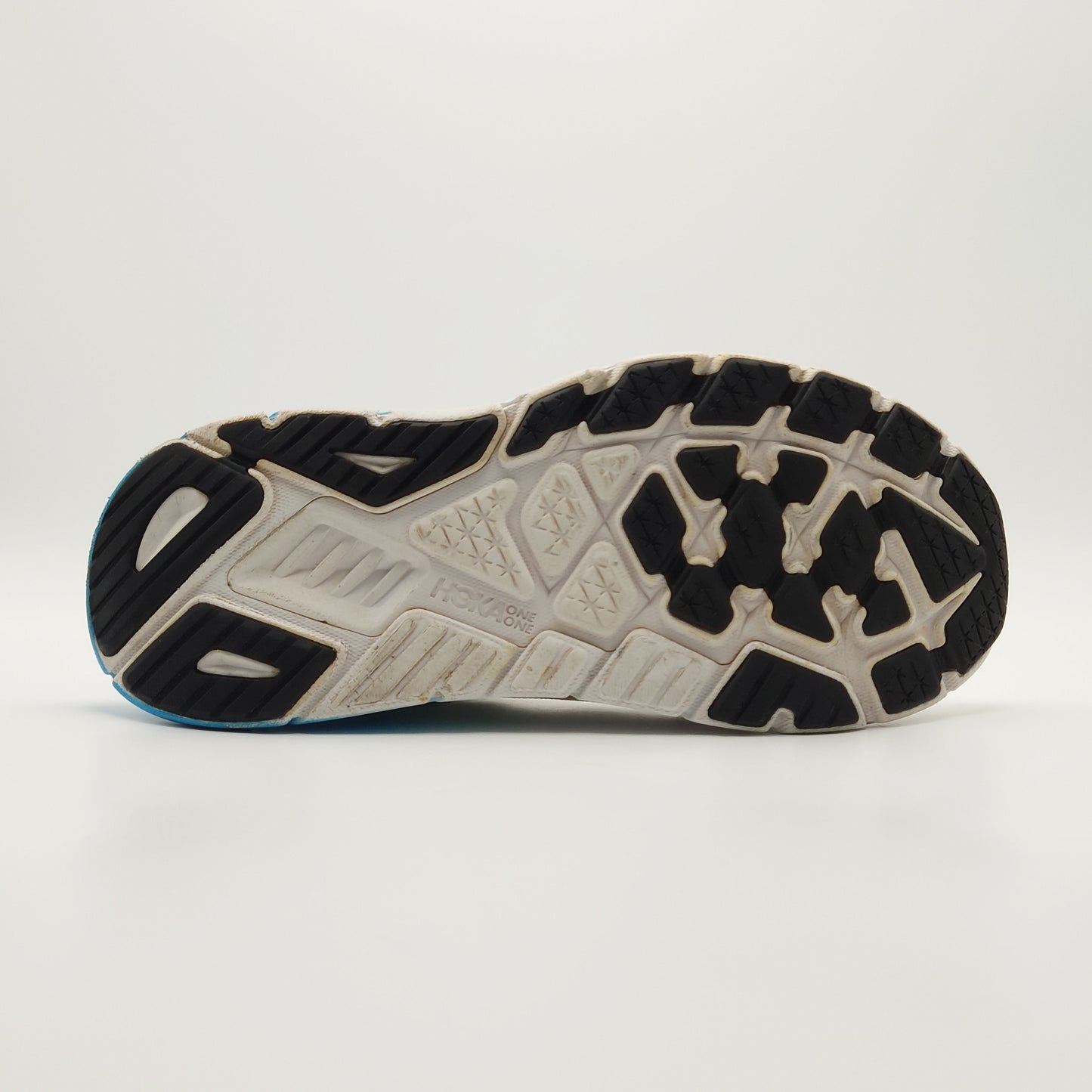 Hoka One One Arahi 7