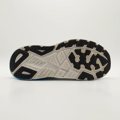 Hoka One One Arahi 7