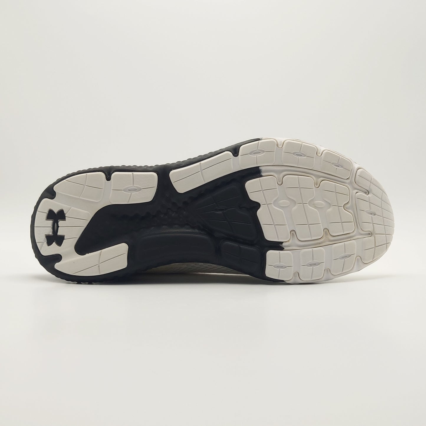 Under Armour Charged Rogue 3