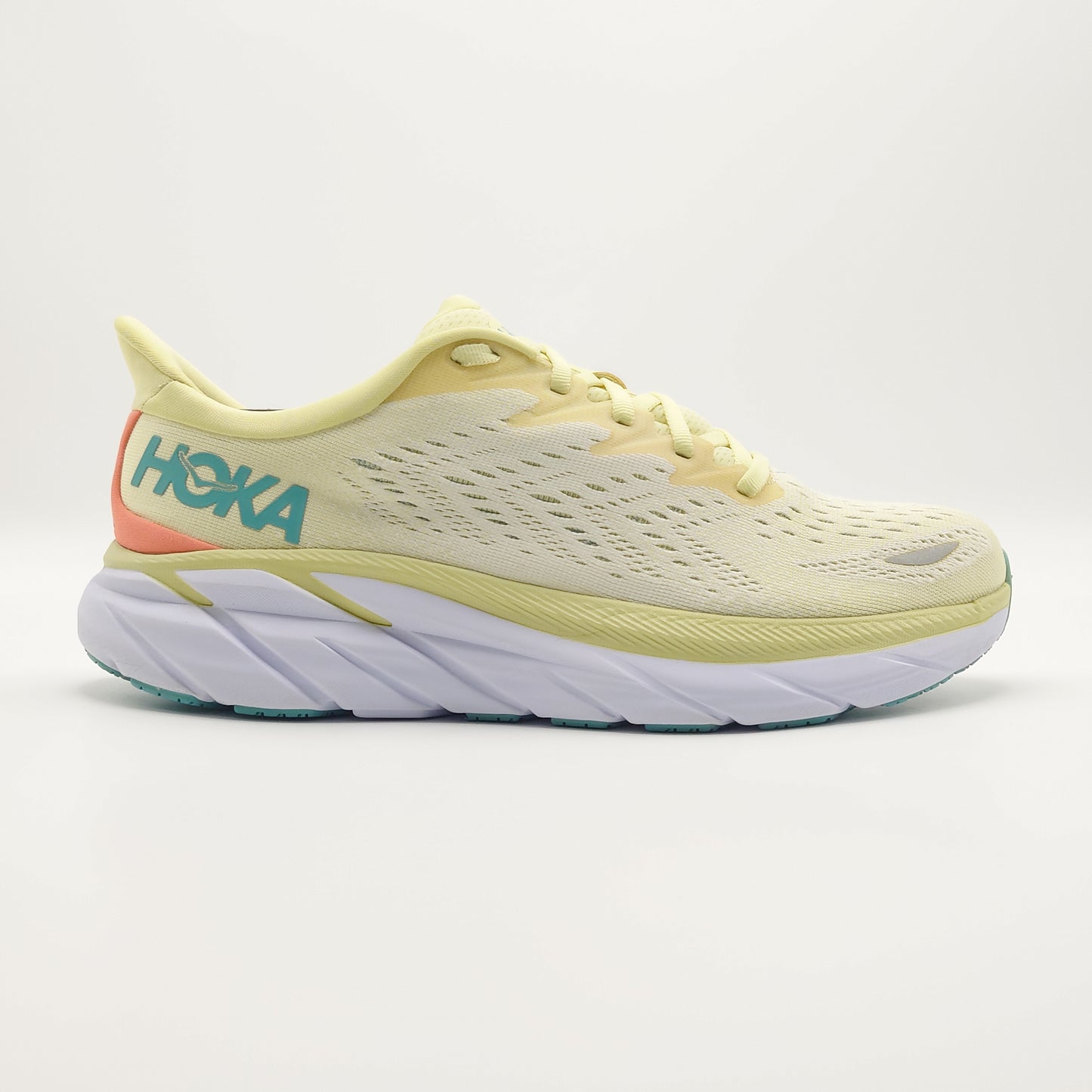 Hoka One One Clifton 8