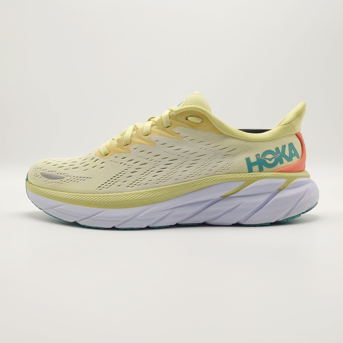 Hoka One One Clifton 8