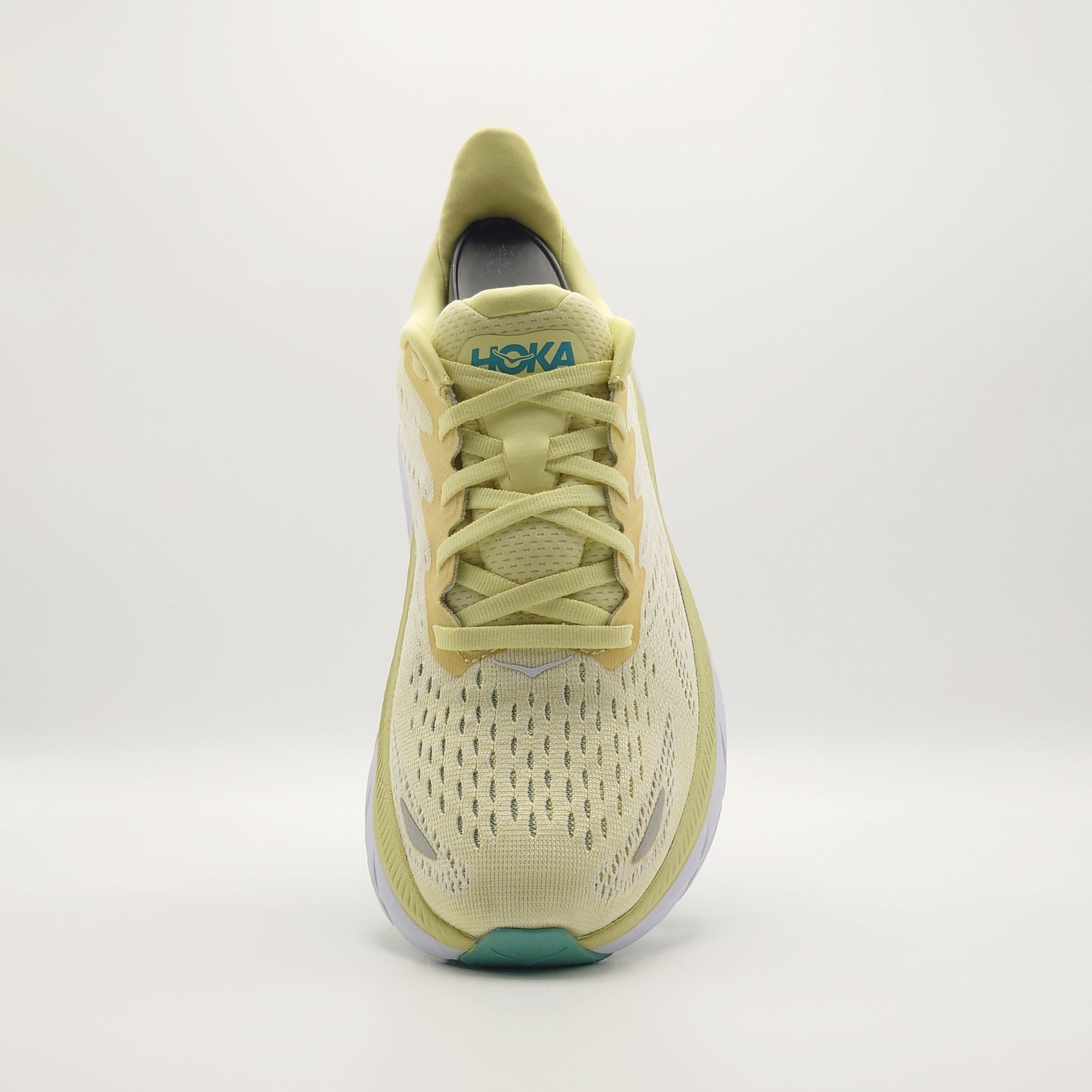 Hoka One One Clifton 8