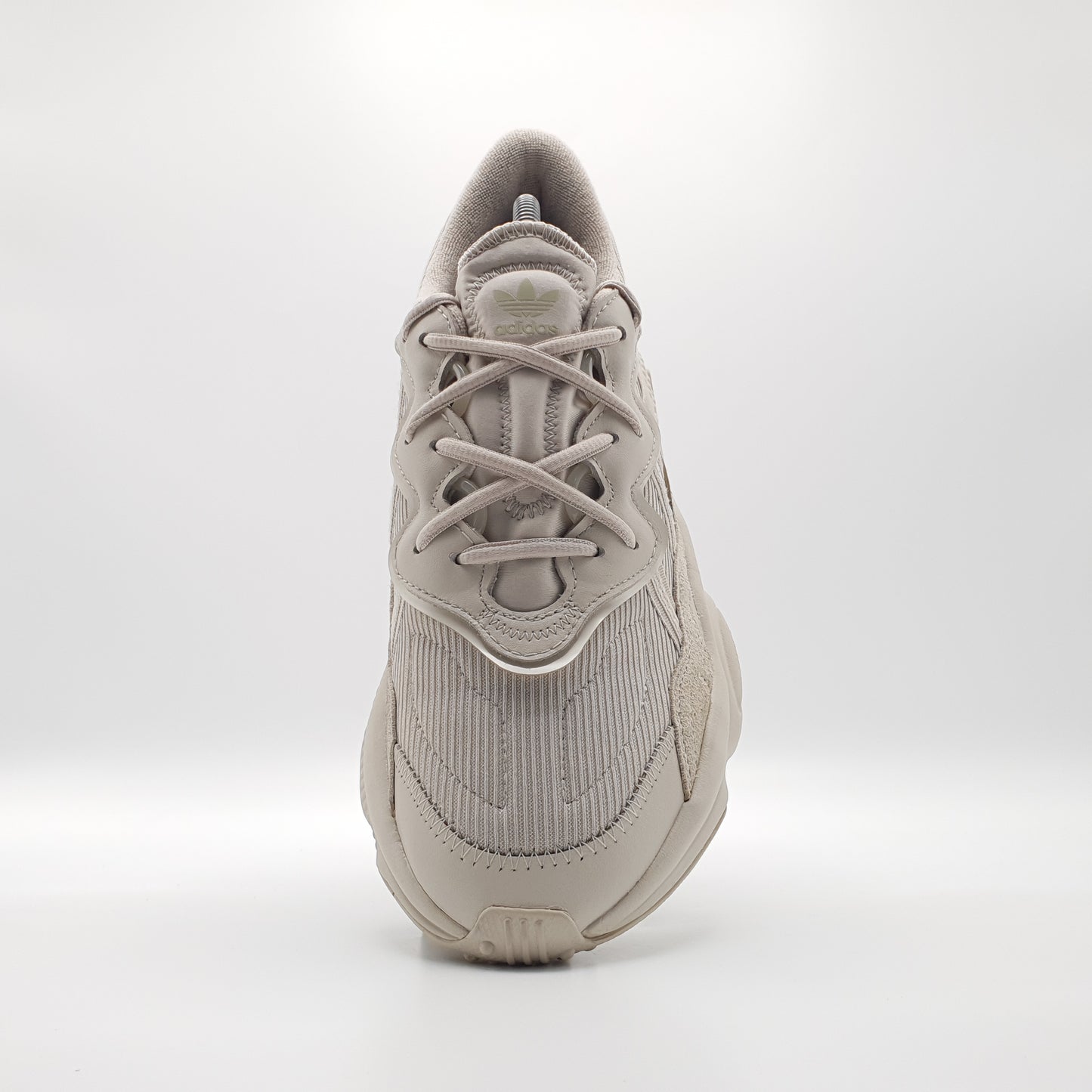 adidas Ozweego