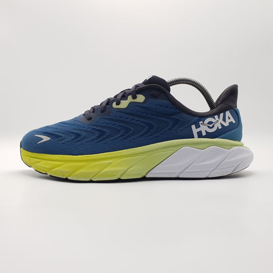Hoka One One Arahi 6