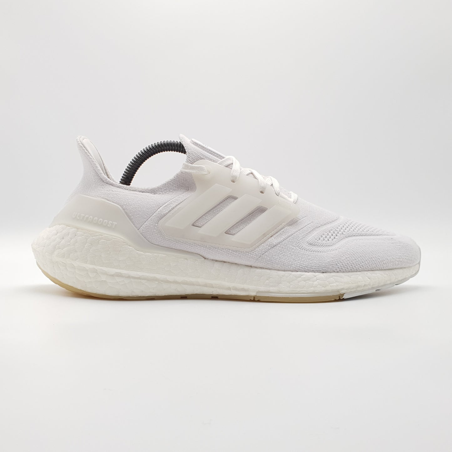 adidas Ultra Boost 22