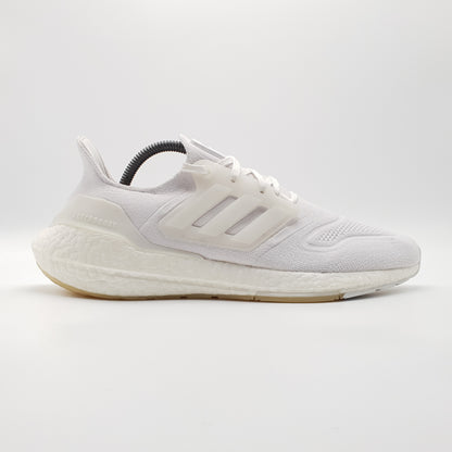 adidas Ultra Boost 22