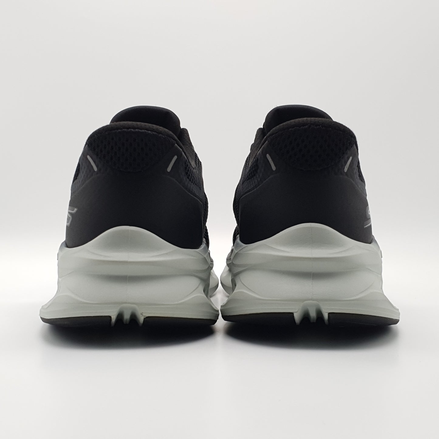Skechers Slip-ins Max Cushioning Glide-Step Extra Wide 220422