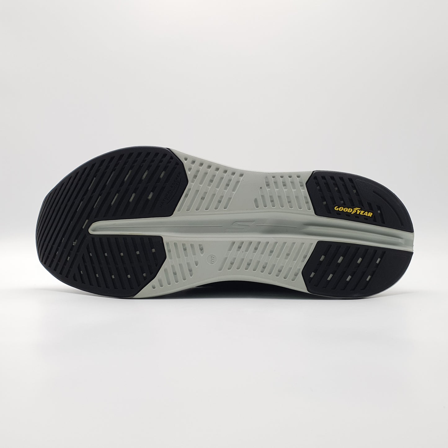 Skechers Slip-ins Max Cushioning Glide-Step Extra Wide 220422