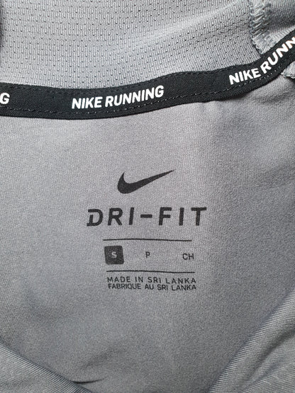 Nike M NK ELMNT Sleeveless Hoodie