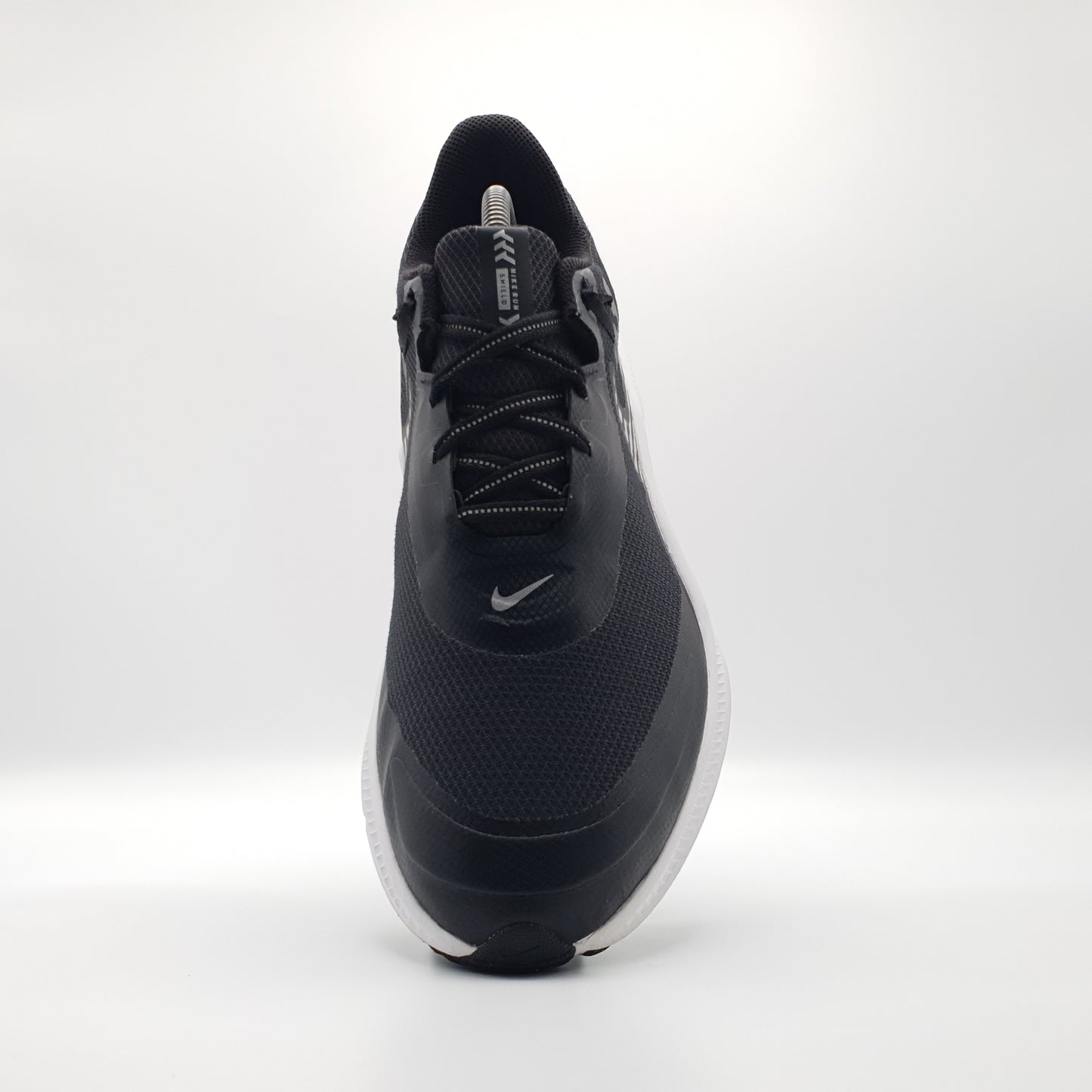 Nike Quest 3 Shield